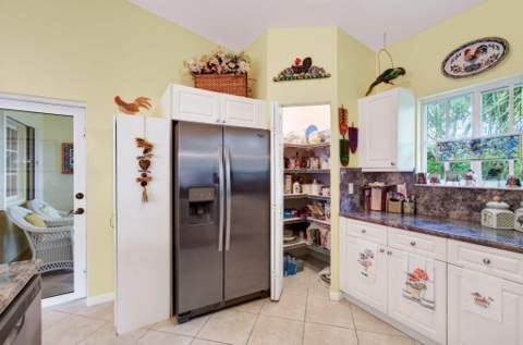 2323 Windjammer Way, West Palm Beach FL - photo 22 of 45