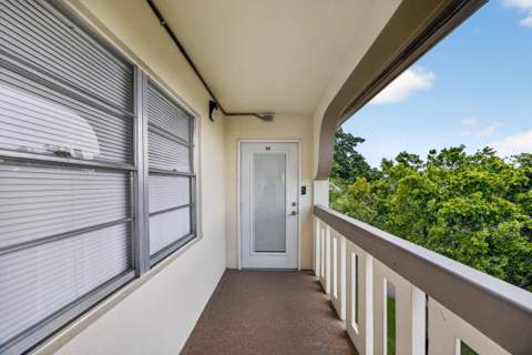 2903 Victoria Circle #O4, Coconut Creek FL - photo 12 of 63