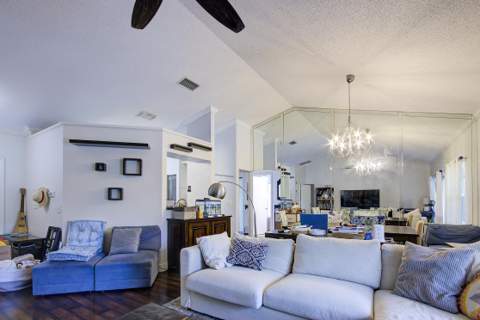 35 Cedar Circle, Boynton Beach FL - photo 8 of 38