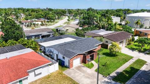 2251 SW 67th Way, Miramar FL - photo 22 of 26