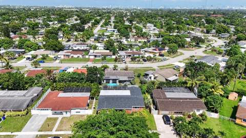 2251 SW 67th Way, Miramar FL - photo 23 of 26