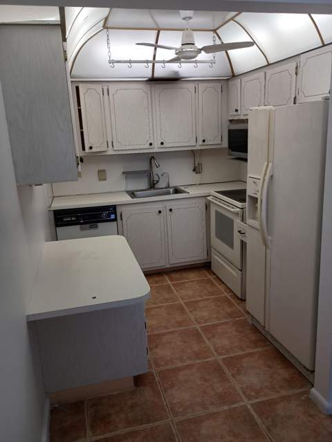 3016 Ashby C #3016, Deerfield Beach FL - photo 11 of 26