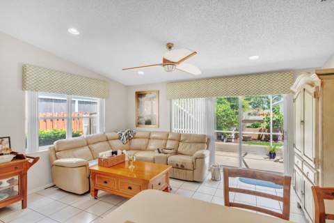 4255 NW 1st Drive, Deerfield Beach FL - photo 13 of 53