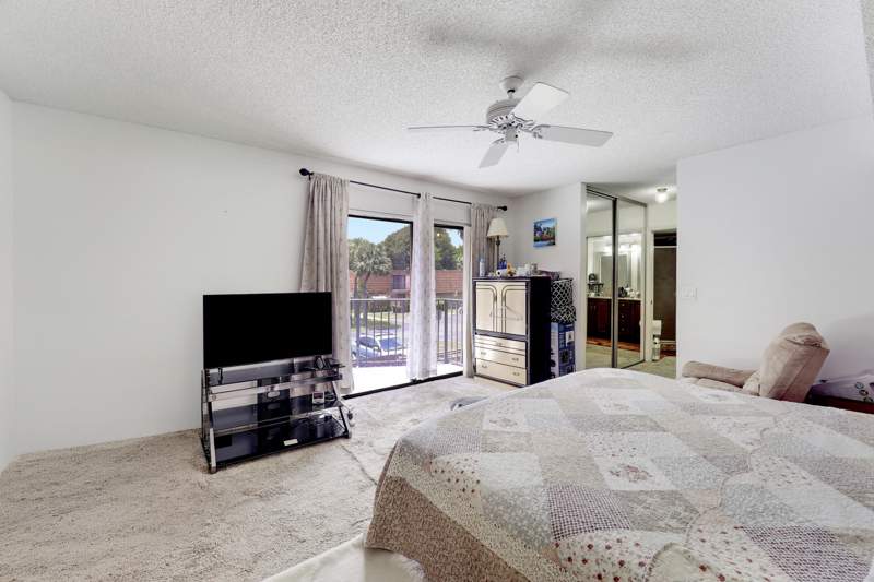 3 bedroom Townhouse at 8389 N Coral Circle, Woodville, North Lauderdale — photo 2