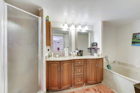 8389 N Coral Circle, North Lauderdale FL - photo 23 of 34
