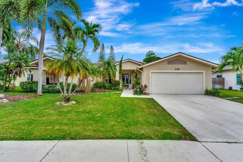 3 bedroom Single Family Residence at 108 Lexington Drive, Saratoga At Royal Palm 1, Royal Palm Beach — photo 1