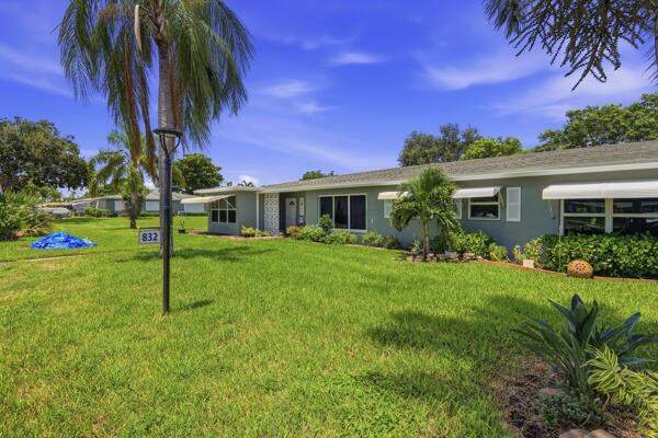 1 bedroom Villa at 832 High Point Drive #B, High Point Of Delray Beach Condo Sec III, Delray Beach — photo 2