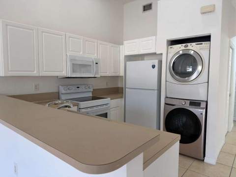 3842 SW 48th Avenue, Hollywood FL - photo 7 of 25