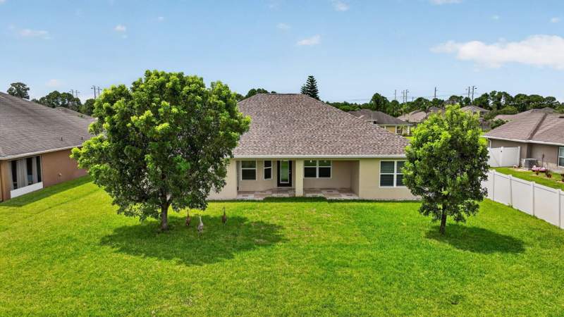 4 bedroom Single Family Residence at 5852 NW Ethel Court, Port St Lucie Section 46 1st Replat, Port St. Lucie — photo 5