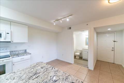 151 SW Palm Drive #106, Port St. Lucie FL - photo 9 of 35
