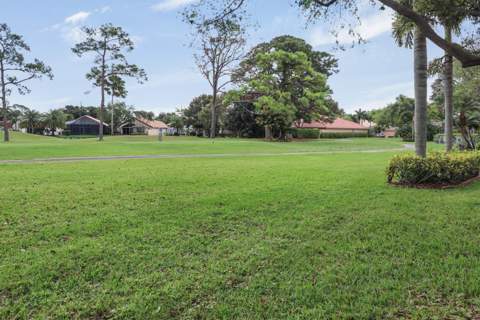 5671 S Fountains Drive, Lake Worth FL - photo 23 of 27