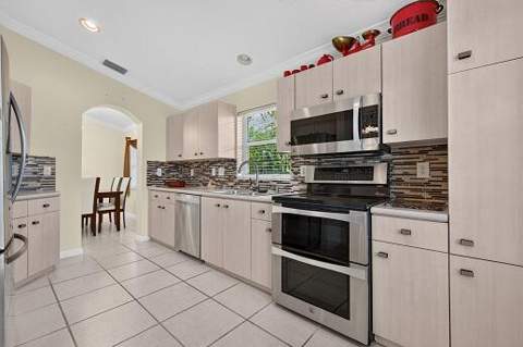 5111 Marla Drive, Boynton Beach FL - photo 11 of 30