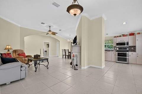 5111 Marla Drive, Boynton Beach FL - photo 7 of 30