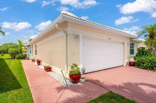 3 bedroom Single Family Residence at 5111 Marla Drive, Hampton Lakes, Boynton Beach — photo 2