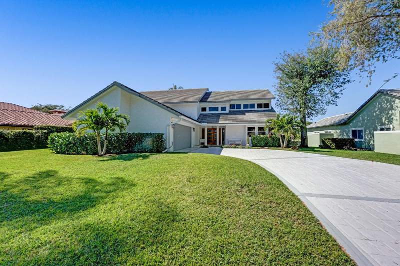 4 bedroom Single Family Residence at 21 Marlwood Lane, Marlwood Estate, Palm Beach Gardens — photo 2
