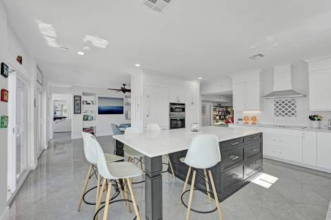 21 Marlwood Lane, Palm Beach Gardens FL - photo 16 of 69