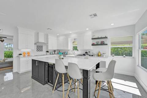 21 Marlwood Lane, Palm Beach Gardens FL - photo 17 of 69