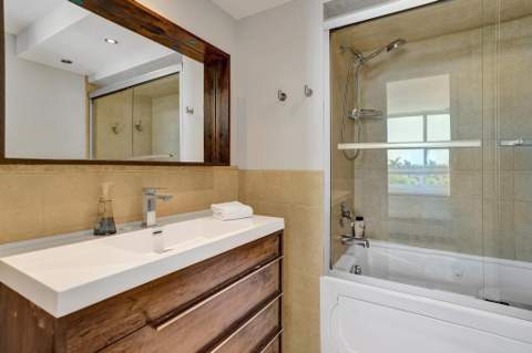 2715 N Ocean Boulevard #6C, Fort Lauderdale FL - photo 23 of 37