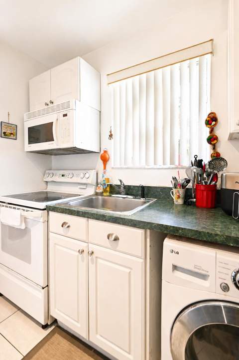 6120 Forest Hill Boulevard #111, West Palm Beach FL - photo 15 of 26