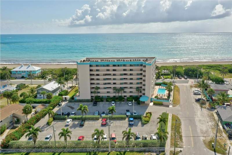 2 bedroom Condominium at 355 S Ocean Drive #P-806, Avalon Beach Club, A Condominium, Fort Pierce — photo 3