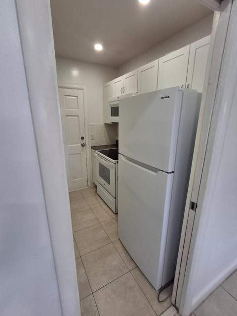 1250 E Sample Road #303, Pompano Beach FL - photo 7 of 19