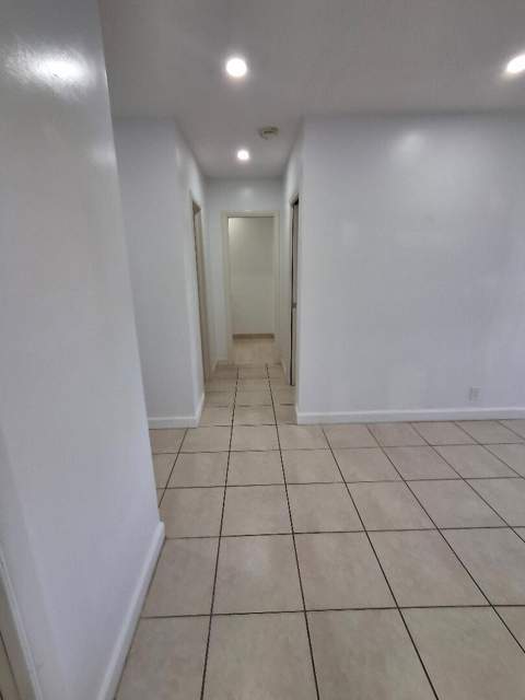 1250 E Sample Road #303, Pompano Beach FL - photo 11 of 19