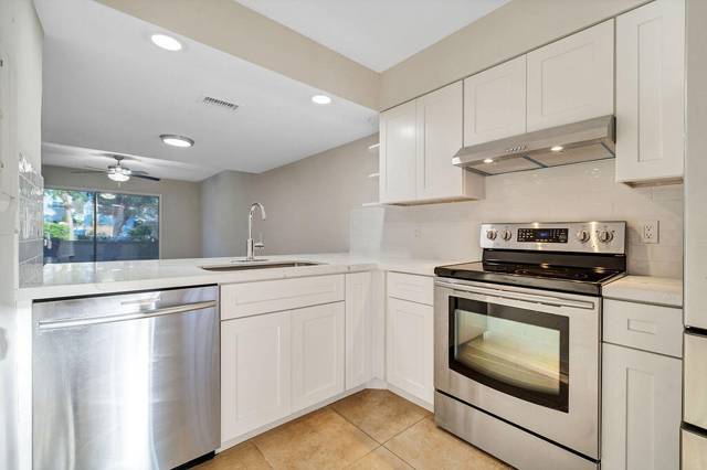 6207 Riverwalk Lane #5