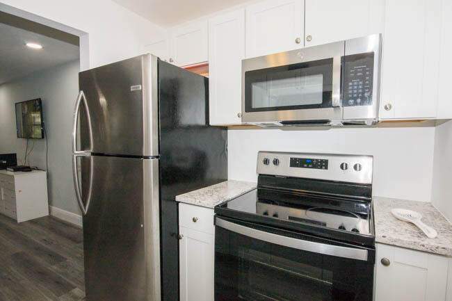 1 bedroom Condominium at 149 West Court, Greenway Village North Condo 1, Royal Palm Beach — photo 2
