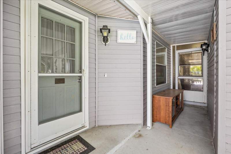 3 bedroom Manufactured Home at 8498 Lavender Court, Savanna Club Plat III, Port St. Lucie — photo 3