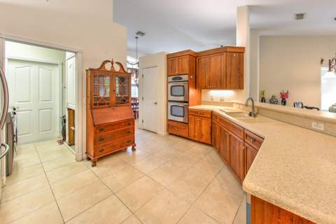 2108 Winding Creek Lane, Fort Pierce FL - photo 22 of 53