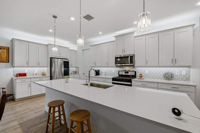 3 bedroom Single Family Residence at 11805 SW Aquila Way, Telaro At Southern Grove, Port St. Lucie — photo 4