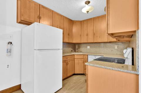 10701 W Clairmont Circle #109, Tamarac FL - photo 8 of 66