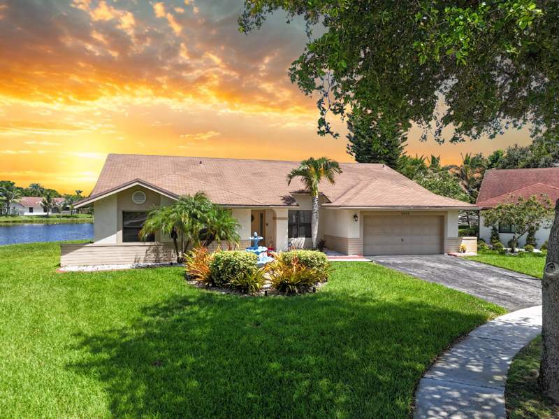 4 bedroom Single Family Residence at 2661 Forest Drive, Briargate Plat, Miramar — photo 2