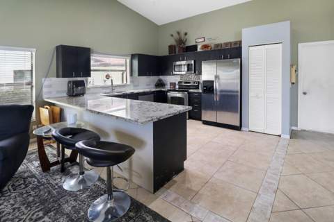2661 Forest Drive, Miramar FL - photo 21 of 36