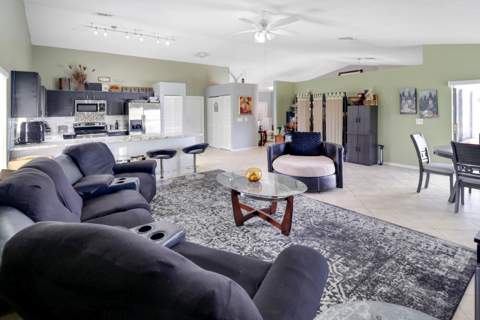 2661 Forest Drive, Miramar FL - photo 22 of 36
