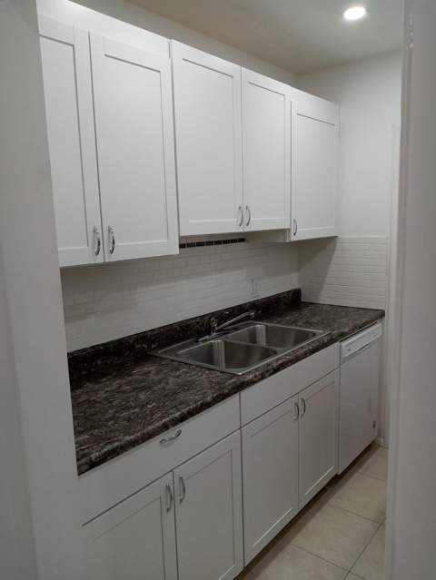 1250 E Sample Road #303, Pompano Beach FL - photo 10 of 19