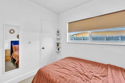 721 Fairway Drive, Plantation FL - photo 11 of 51