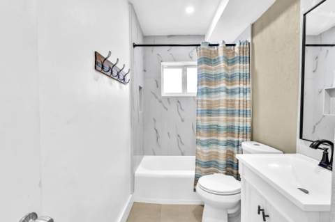 721 Fairway Drive, Plantation FL - photo 13 of 51
