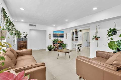 721 Fairway Drive, Plantation FL - photo 21 of 51