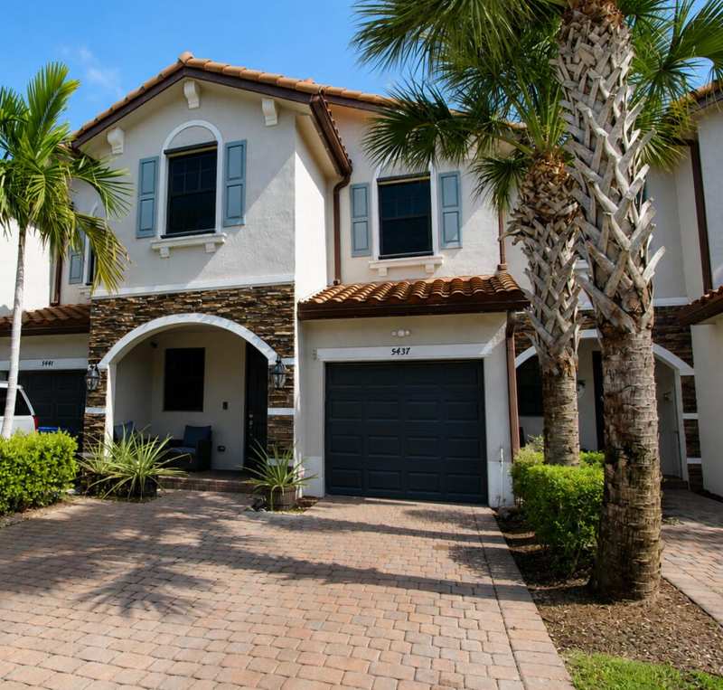 3 bedroom Townhouse at 5437 NW 27th Court, Celebration Pointe, Margate — photo 1