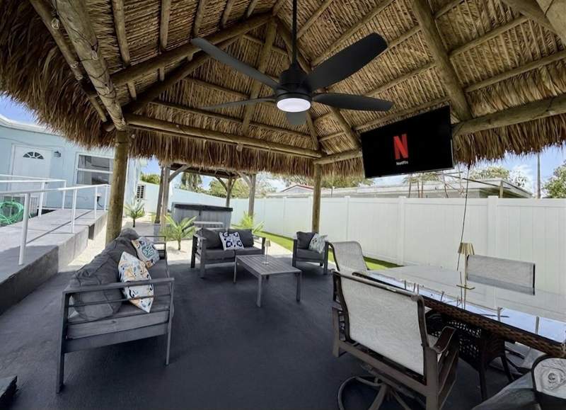 3 bedroom Single Family Residence at 1407 Ontario Drive, Lake Osborne Estates 4, Lake Worth — photo 4