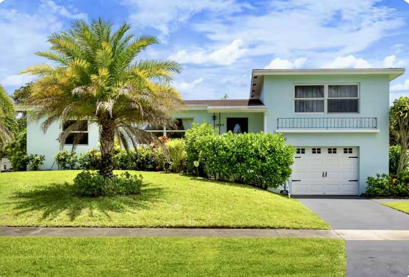 3 bedroom Single Family Residence at 1407 Ontario Drive, Lake Osborne Estates 4, Lake Worth — photo 1