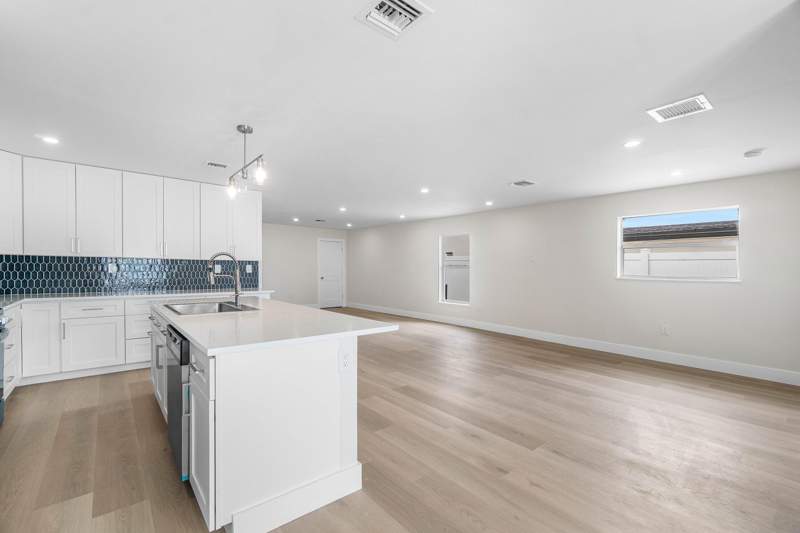 4 bedroom Single Family Residence at 325 SW 8TH Avenue, DELRAY TOWN OF, Delray Beach — photo 4