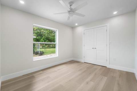 325 SW 8TH Avenue, Delray Beach FL - photo 16 of 36