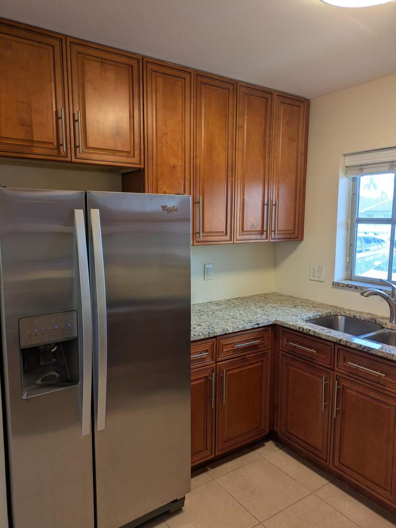 1 bedroom Villa at 2771 Ashley Drive #J, Cresthaven Villas No 2 Decl In, West Palm Beach — photo 2
