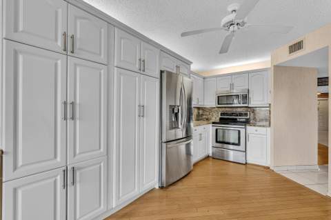 7557 Granville Drive #305, Tamarac FL - photo 8 of 67
