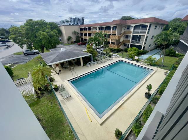 651 Pine Drive #207