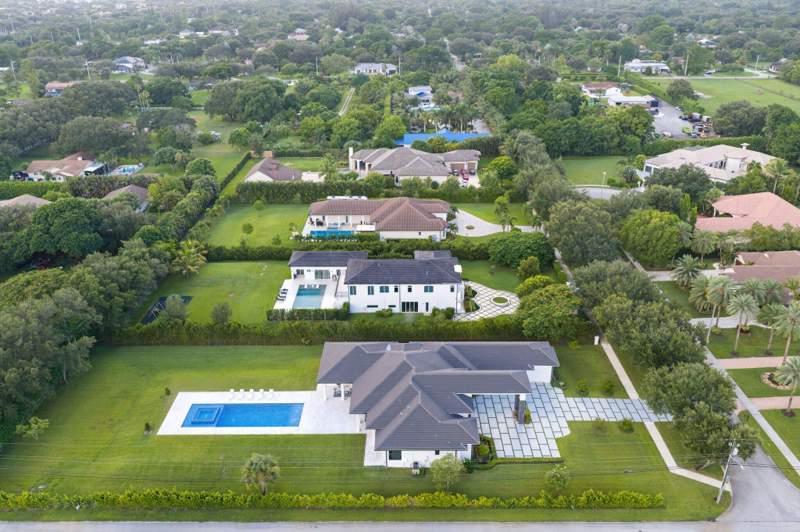 6 bedroom Single Family Residence at 13600 PINE MEADOW Court, PINE MEADOWS ESTATES II 174 19, Davie — photo 5