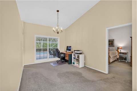 1011 Woodfield Circle, Palm Beach Gardens FL - photo 16 of 39