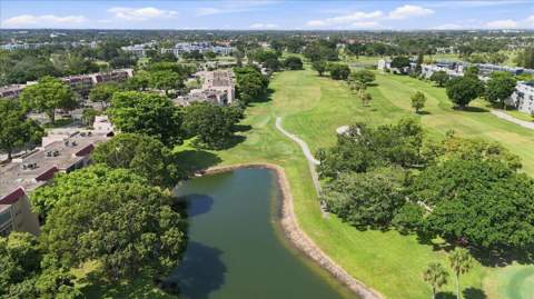 1050 Country Club Drive #306, Margate FL - photo 7 of 28
